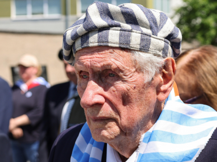 „Bene Merito” dla szefa związku b. więźniów obozów koncentracyjnych