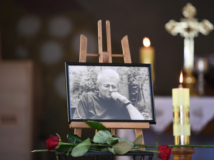 Janusz Szuber - jeden z najwybitniejszych polskich poetów współczesnych - zmarł pięć lat temu