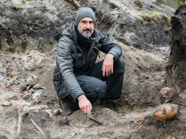 Masowy grób przy klasztorze w Paradyżu. Archeolodzy odkryli szczątki kobiet, mężczyzn i dzieci