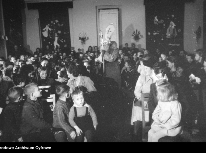 Mikołajki - skąd wzięła się ta tradycja?