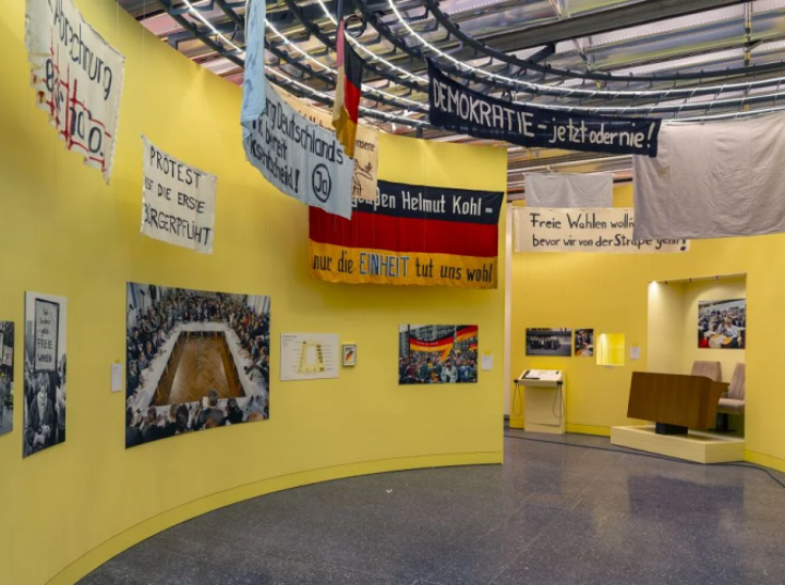 Dom Historii w Bonn po zmianach - więcej multimediów i relacji świadków