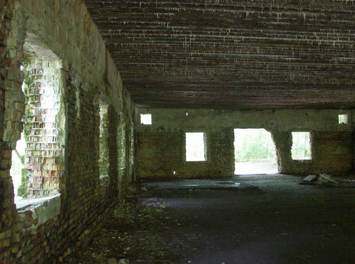 Mniej turystów w byłej kwaterze Hitlera Wilczy Szaniec