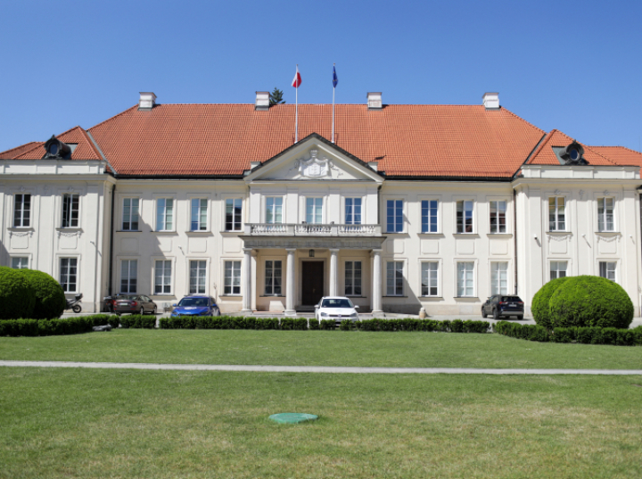 Dwa lata rządu: zmiany w muzeach i innych instytucjach kultury oraz ekshumacje w Ukrainie