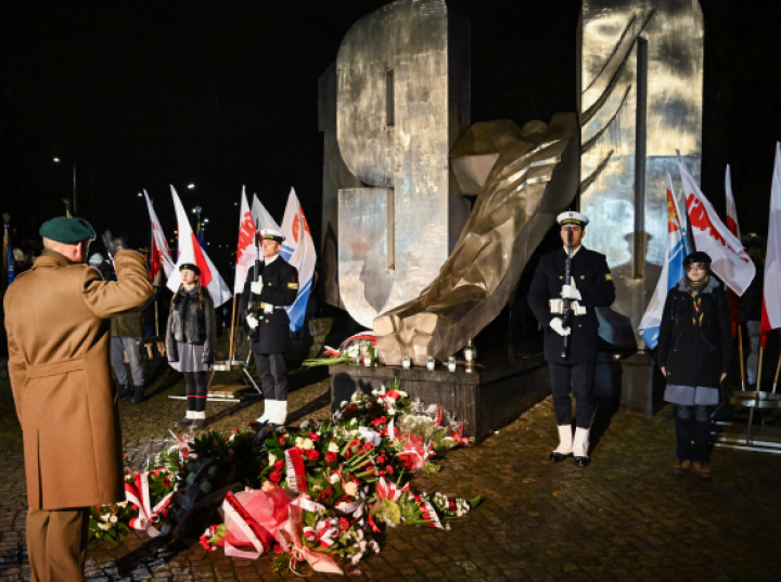 Sejm upamiętnił Grudzień'70 i orędzie biskupów polskich do niemieckich