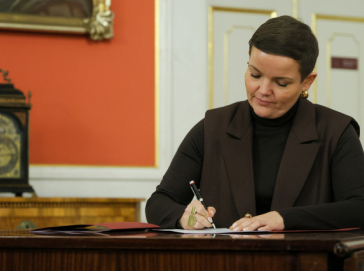 Minister kultury: prowadzimy około 200 spraw restytucyjnych w 18 państwach