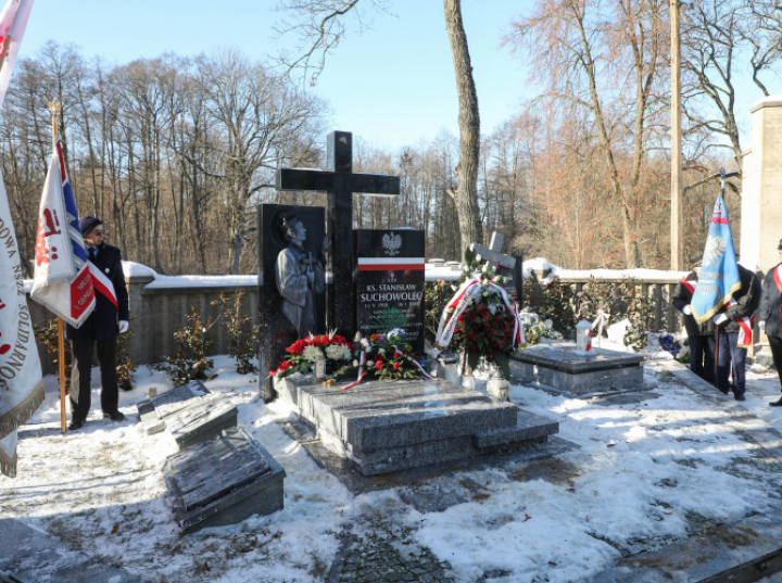 Upamiętniono 37. rocznicę niewyjaśnionej śmierci ks. Stanisława Suchowolca