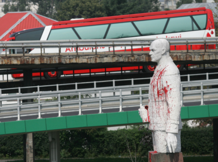 Żadne muzeum nie chce pozostałości po stołecznym Pomniku gen. Berlinga