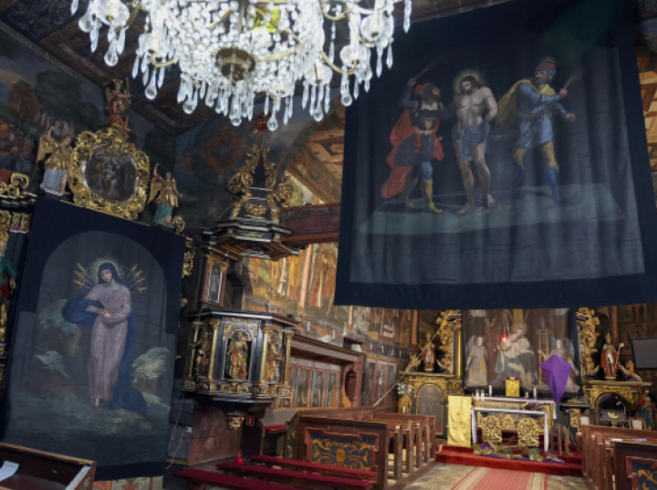 Zabytkowe kurtyny wielkopostne w Orawce dostępne do niedzieli