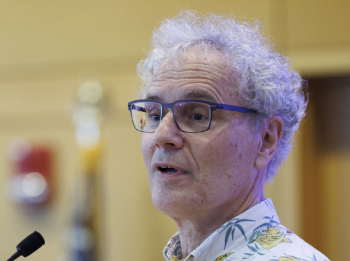 Noblista prof. Victor Ambros stara się o polskie obywatelstwo