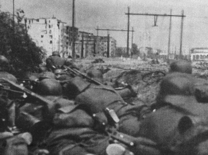 Archiwum Akt Nowych otrzymało zbiór zdjęć autorstwa niemieckich żołnierzy m.in. z oblężenia Warszawy