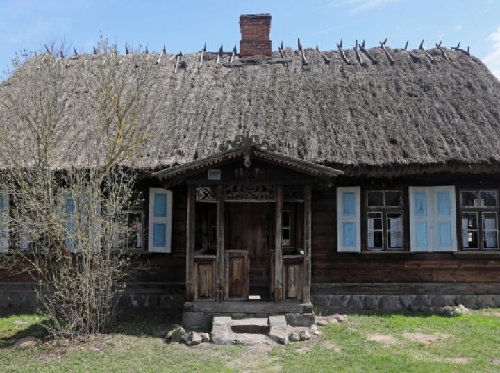 Imprezy plenerowe, wystawy, otwarcie nowych chat w planach Podlaskiego Muzeum Kultury Ludowej