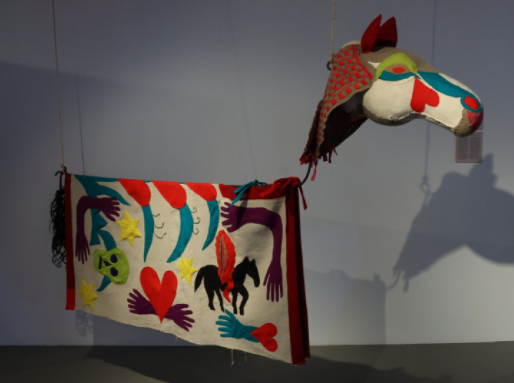 W łódzkim Muzeum Włókiennictwa na zwiedzających czeka wirtualna przewodniczka AI