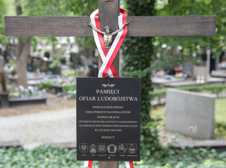 Fala krytyki w Polsce po nadaniu przez Zełenskiego jednostce wojskowej imienia UPA