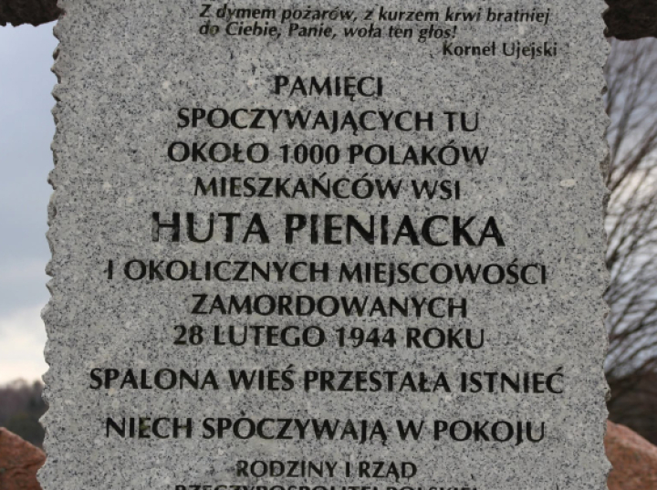 W Hucie Pieniackiej pierwsze wykopy w poszukiwaniu miejsc pochówków Polaków
