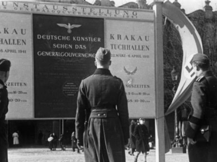 Historyk: do dziś w Krakowie są ślady po okupacji, ale zgoła inne niż w Warszawie