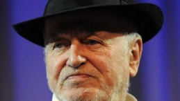 Jan Nowicki w musicalu "Powrót Wielkiego Szu". Fot. PAP/A. Rybczyński 