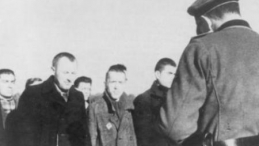 Polscy więźniowie w KL Sachsenhausen. 1939 r. Fot. Wikimedia Commons, zbiory Bundesarchiv, Bild 183-78612-0009