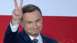 Andrzej Duda podczas wieczoru wyborczego w sztabie w Warszawie. Fot. PAP/J. Turczyk
