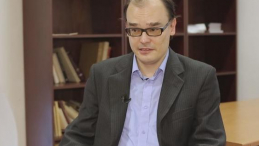 Dr Konrad Bobiatyński z IH UW. Źródło: serwis wideo PAP