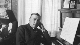 Karol Szymanowski w swojej willi "Atma" w Zakopanem. 1935 r. Fot. NAC