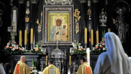 Klasztor Jasnogórski. Kaplica Cudownego Obrazu. Fot. PAP/P. Piątkowski