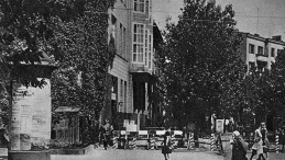 Ulica Litewska przy Marszałkowskiej w Warszawie w czasie okupacji niemieckiej. 1943 r. (?). Źródło Wikimedia Commons/Stefan Bałuk