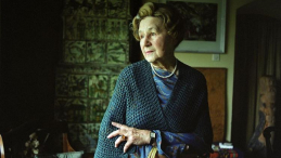 Maria Kuncewiczowa w swoim domu przy ul. Juliusza Małachowskiego 19 w Kazimierzu Dolnym. 1980 r. Fot. PAP/PAI/I. Jarosińska