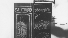 Reklama "Ilustrowanego Kuriera Codziennego" na nalewaku do piwa. 1932 r. Fot. NAC