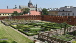 Ogrody królewskie na Wawelu. 2015 r. Fot. PAP/J. Bednarczyk