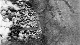 Niemiecki atak gazowy na froncie wschodnim. 1916 r. Źródło: Wikimedia Commons/Bundesarchiv