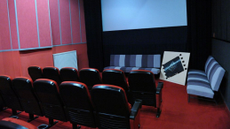 Kino Pionier w Szczecinie. Fot. PAP/M. Bielecki