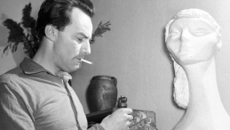 Warszawa 1960. Reżyser filmowy Andrzej Munk. Dokadny miesiąc i dzień wydarzenia nieustalone. Fot. PAP/T. Kubiak