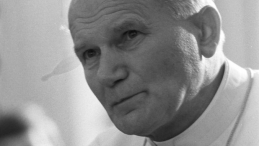Papież Jan Paweł II. Fot. PAP/W. Kryński