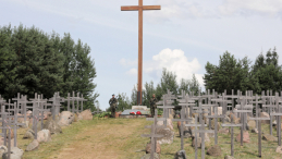 Góra Krzyży w miejscowości Giby. Fot. PAP/A. Reszko
