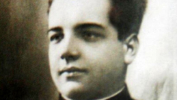 Ks. Michał Rapacz, ok. 1932. Źródło: Wikipedia Commons