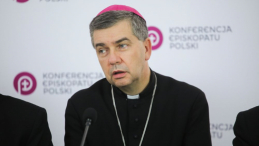 Przewodniczący Komisji Wychowania Katolickiego KEP bp Wojciech Osial. Fot. PAP/A. Zawada