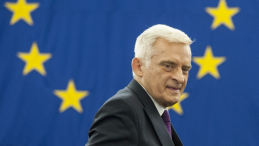 Jerzy Buzek. Fot. PAP/W. Dąbkowski