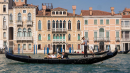 Gondola na Canale Grande w Wenecji. PAP/M. Sawoch