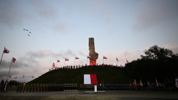 Uroczyste obchody 84. rocznicy wybuchu II wojny światowej przed Pomnikiem Obrońców Wybrzeża na Westerplatte w Gdańsku. Fot. M. Gadomski