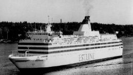 Prom Estonia, który zatonął na Bałtyku w nocy z 27 na 28 września 1994, fot. EPA/PAP