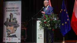 Prezes Polskiego Towarzystwa Historycznego prof. dr hab. Krzysztof Mikulski podczas XXI Powszechnego Zjazdu Historyków Polskich w Białymstoku. Fot. PAP/A. Reszko