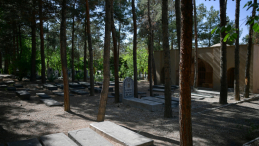 Iran, kwatery polskie na cmentarzu w Isfahanie, fot. PAP/M. Obara