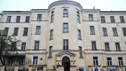 Dawny szpital dziecięcy Bersohnów i Baumanów w Warszawie. (ad) PAP/Radek Pietruszka