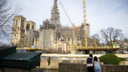 Notre-Dame w czasie odbudowy w grudniu 2023 r. Fot. PAP/EPA/C. Petit Tesson