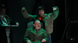 "Opowieść wigilijna" według Charlesa Dickensa w reżyserii Wojciecha Czerwińskiego, w Teatrze Polskim w Warszawie, fot. PAP/Sz. Kuśmider.