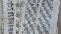 Herolt, Johann : Sermones Discipuli de tempore et de sanctis cum Promptuaria exemplorum et de Beata Virgine. Basel : Johann Amerbach, 1482 – fragmenty zidentyfikowanego inkunabułu – stan przed konserwacją. Źródło: facebook, Książnica Cieszyńska