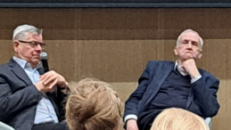 Prof. Tomasz Nałęcz i prof. Andrzej Friszke podczas debaty w Muzeum Historii Polski, fot. PAP/Józef Krzyk