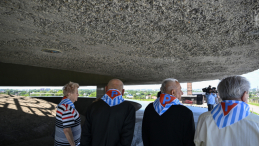 Obchody 81. rocznicy likwidacji byłego niemieckiego obozu koncentracyjnego na Majdanku w Lublinie. Fot. PAP/Wojtek Jargiło