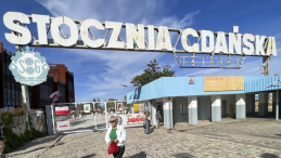 Brama nr 2 Stoczni Gdańskiej. Fot. PAP/Jerzy Ochoński