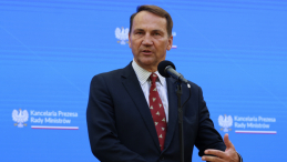 Wicepremier, minister spraw zagranicznych Radosław Sikorski. Fot. PAP/Albert Zawada